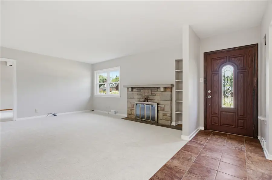 407 Vineyard Dr, Gibsonia, PA 15044 - #3