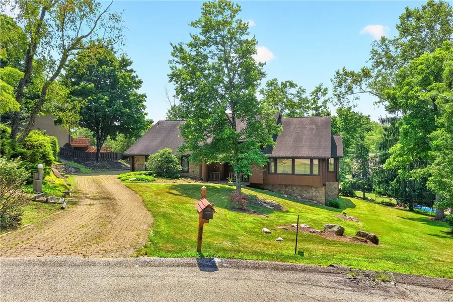 208 Springhouse Drive, Clairton, PA 15025 - #2
