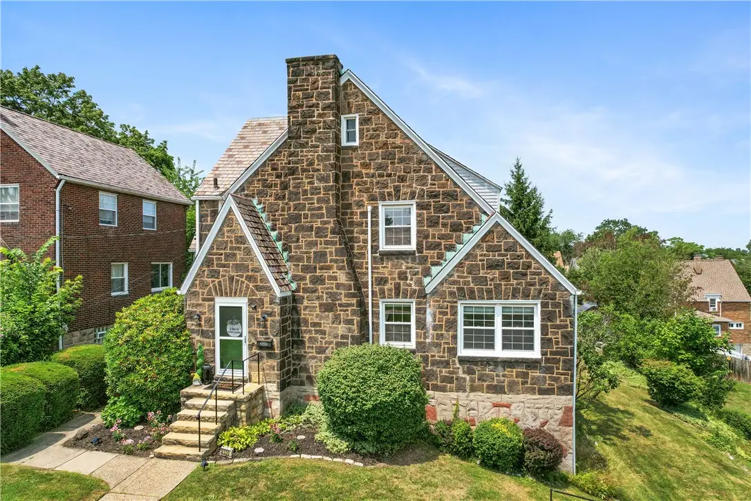 2330 Birtley Ave, Pittsburgh, PA 15226 - #1