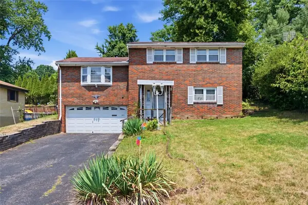 104 Woody Crest Dr, Pittsburgh, PA 15234