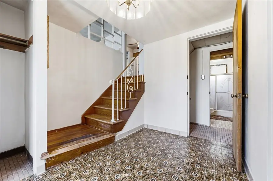 104 Woody Crest Dr, Pittsburgh, PA 15234 - #3