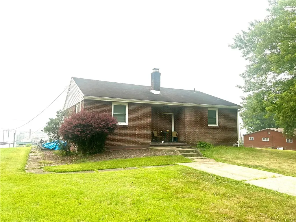 2013 State St, Clairton, PA 15025 - #1