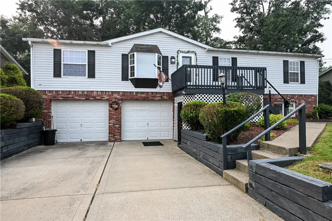 32 Mulberry St, Belle Vernon, PA 15012 - #1