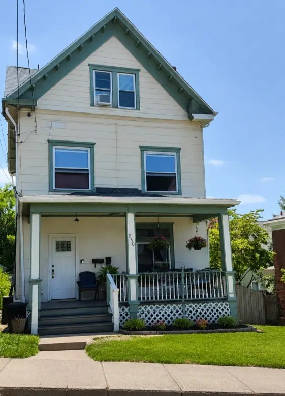 2120 Columbia Ave, Pittsburgh, PA 15218 - #1