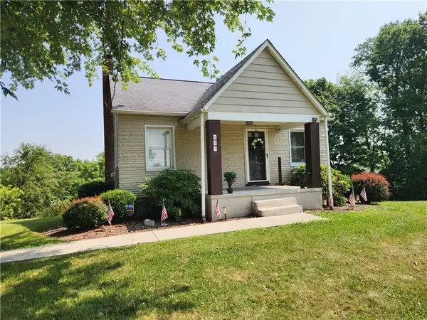 617 Mapletown Rd, Garards Fort, PA 15334