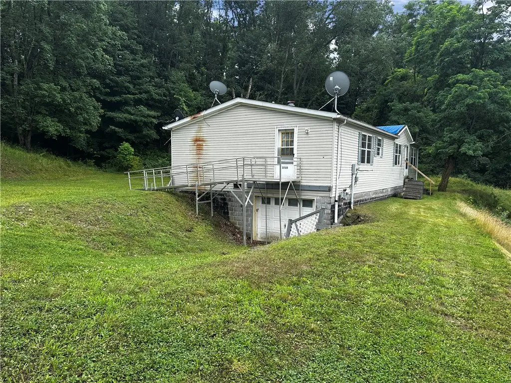 1818 Pershing Street, Johnstown, PA 15902 - #1