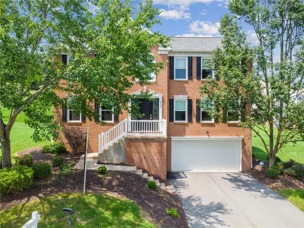 302 Davinci Ct, Rostraver Township, PA 15012 - #1