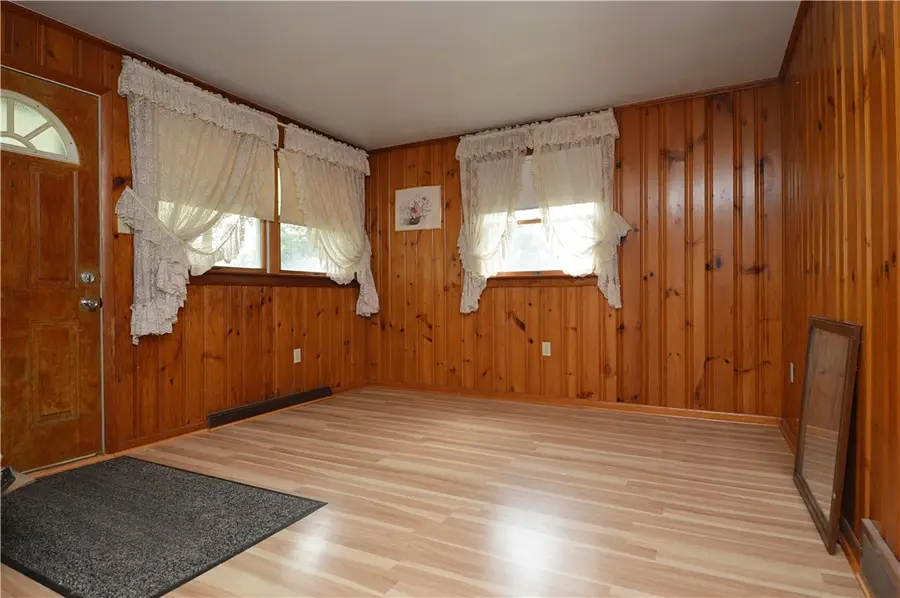 709 Brinkerton Rd, Greensburg, PA 15601 - #3