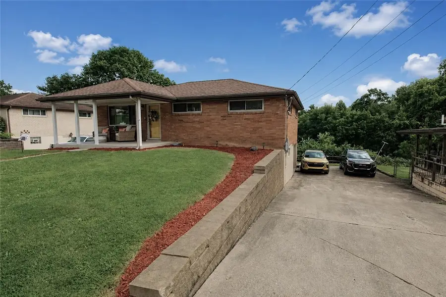 1221 Robbie Drive, Irwin, PA 15642 - #2