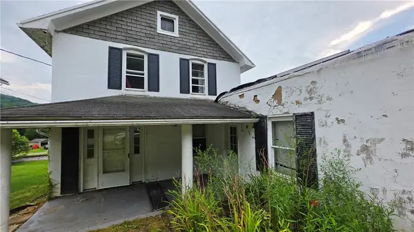 224 Jefferson St, Clymer, PA 15728