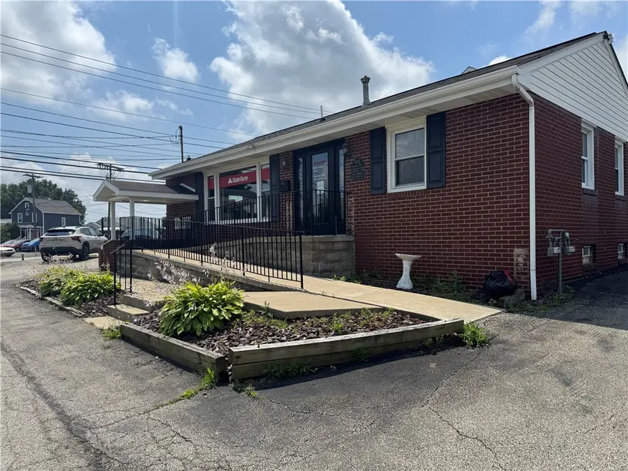 2417 Freeport Rd, Natrona Heights, PA 15065 - #2