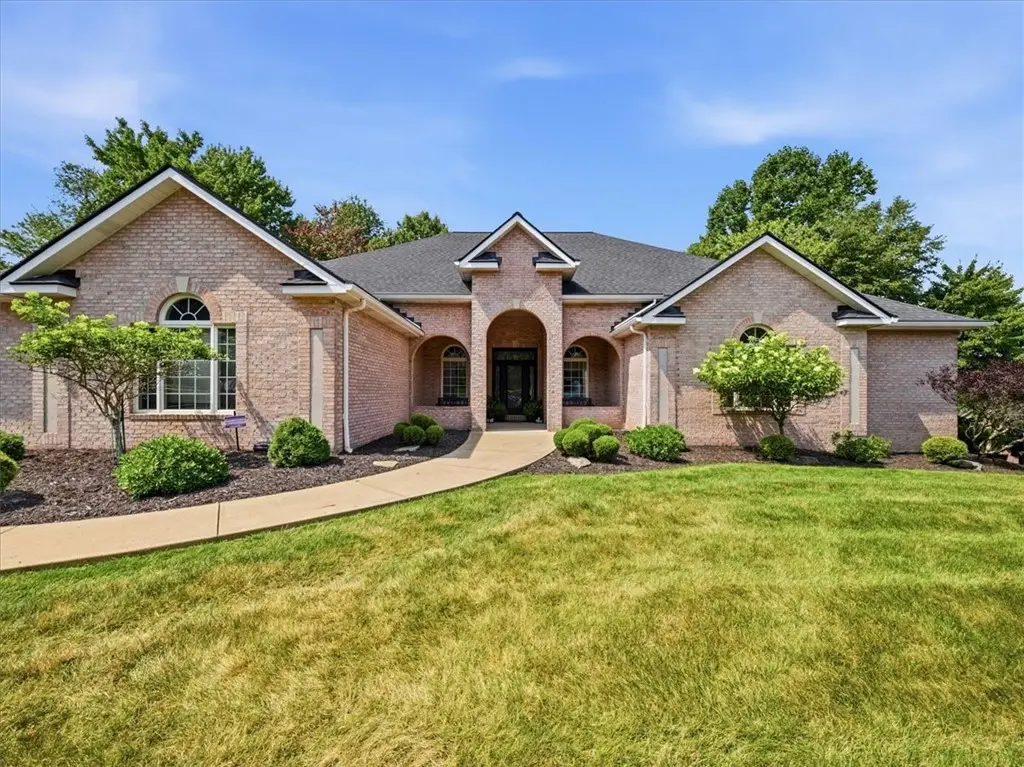 317 Macintosh Dr, Mars, PA 16046 - #1