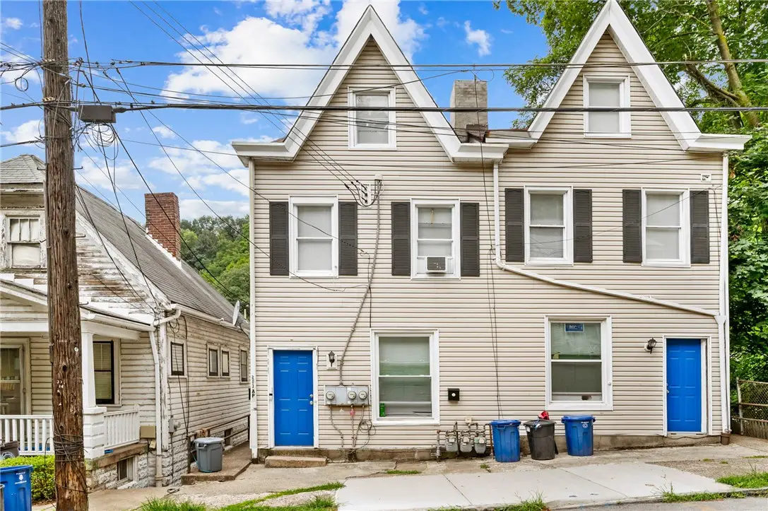 910 Smithton Ave, Pittsburgh, PA 15212 - #1