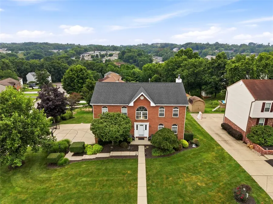 8204 Hilltop Circle Dr, Imperial, PA 15126 - #2