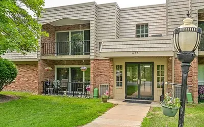 605 Calais Drive #307, Pittsburgh, PA 15237 - #1