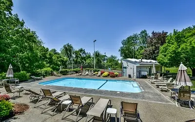 605 Calais Drive #307, Pittsburgh, PA 15237 - #3