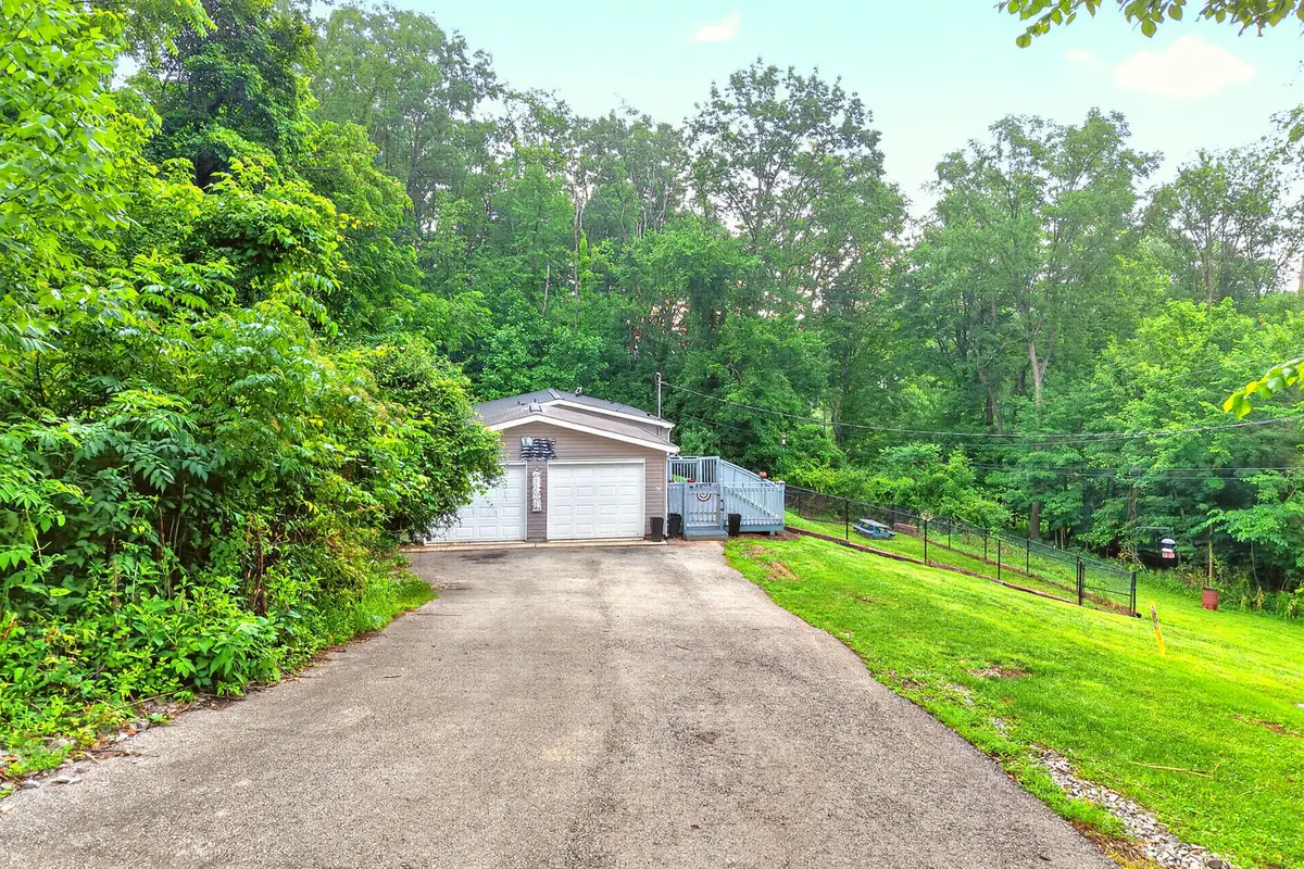 716 Hamilton Avenue, Rostraver Township, PA 15012 - #1