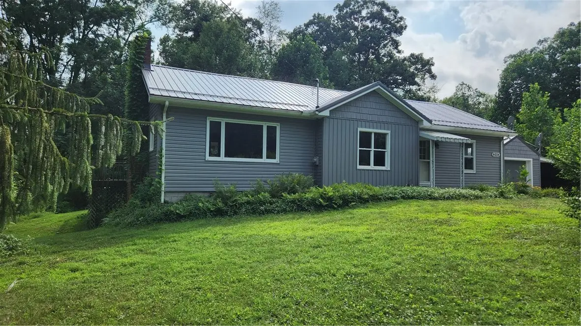 4694 Sandy Lake Greenville Rd, Stoneboro, PA 16153 - #1