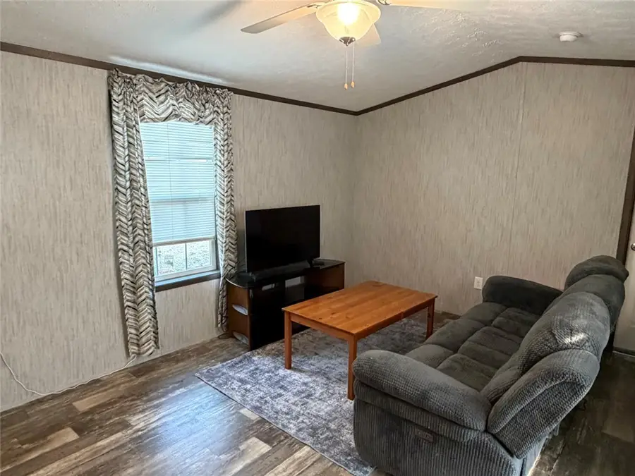 18 Cheryl Lane, Pittsburgh, PA 15236 - #2