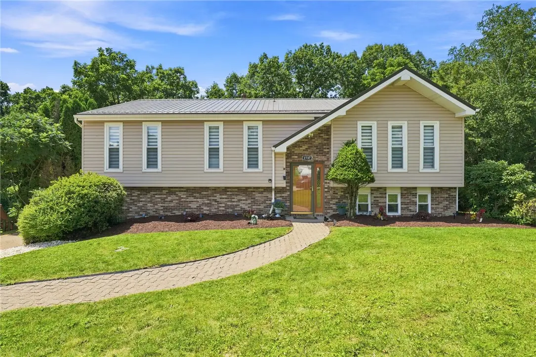 1737 Grove Crest Drive, Pittsburgh, PA 15239 - #1