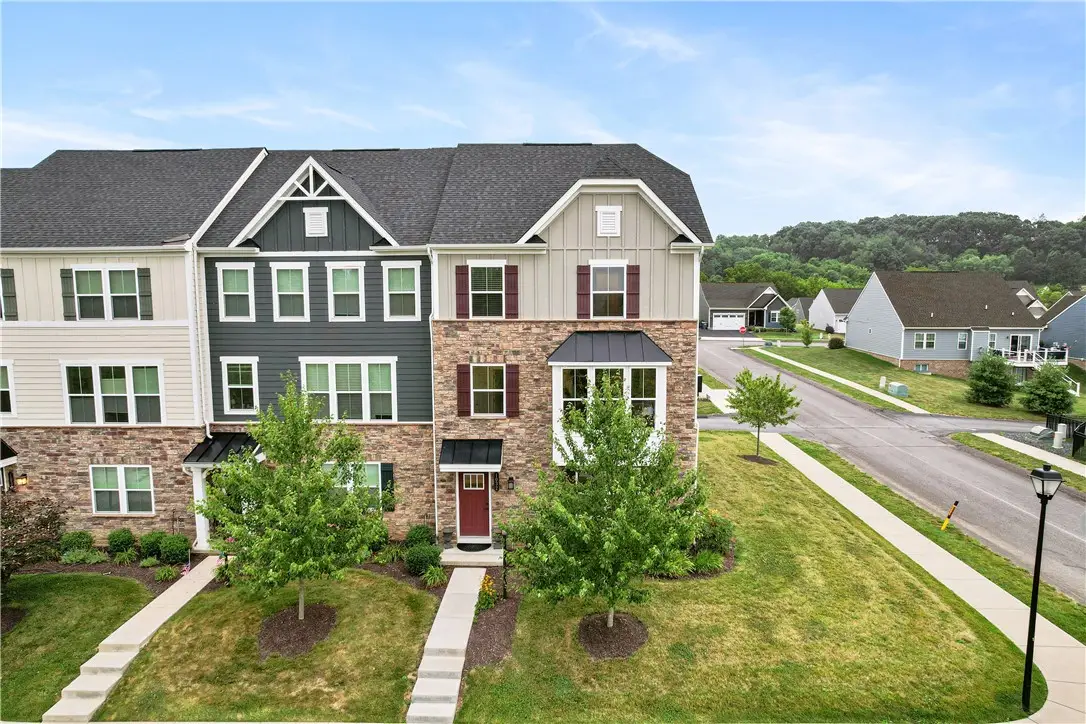 1032 Adair Avenue, Valencia, PA 16059 - #1