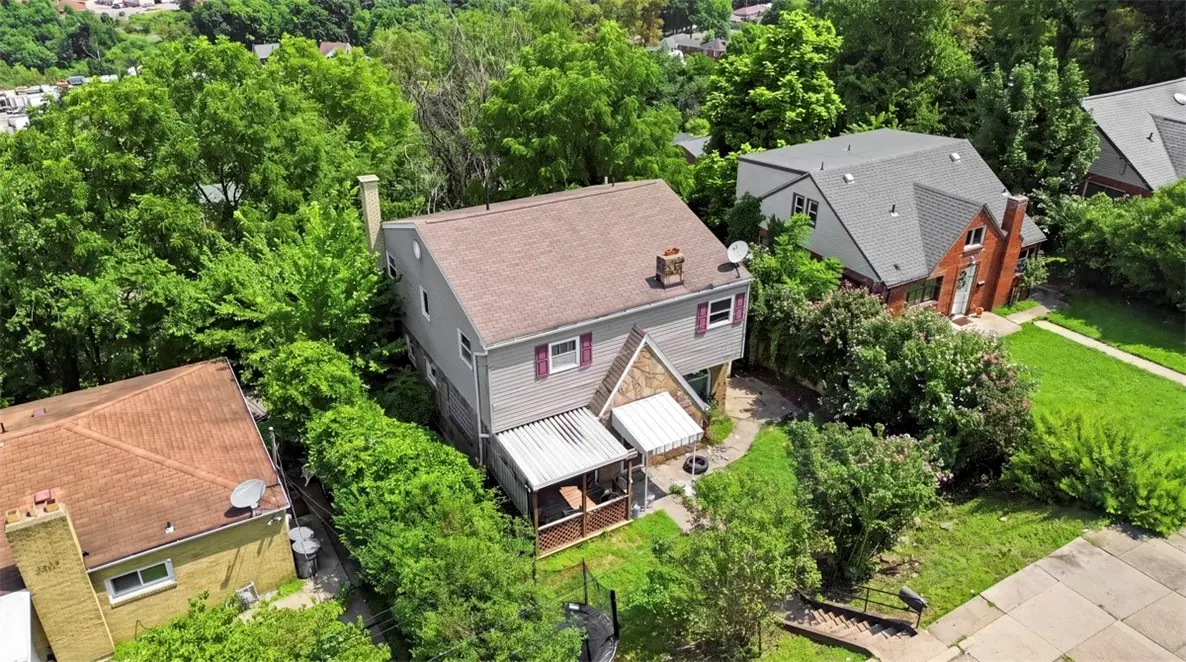 1109 Gary Ave, Clairton, PA 15025 - #1