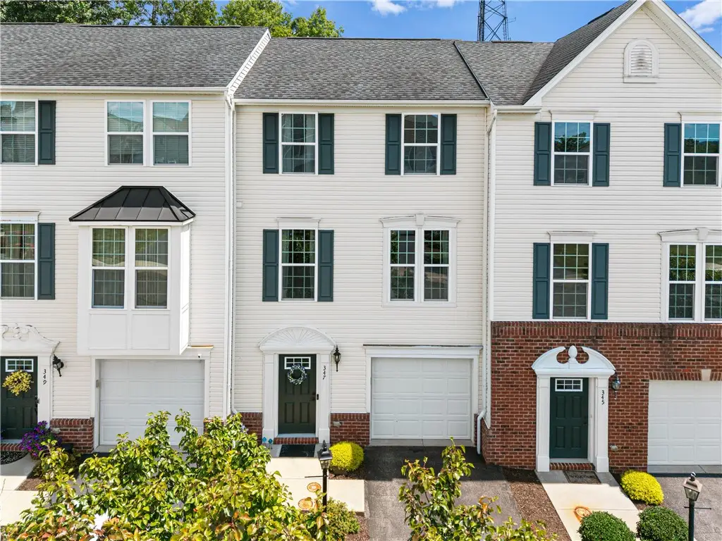 347 Sunrise Dr, Carnegie, PA 15106 - #1