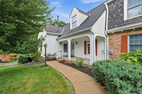 1830 Foxcroft Ln #601, Allison Park, PA 15101