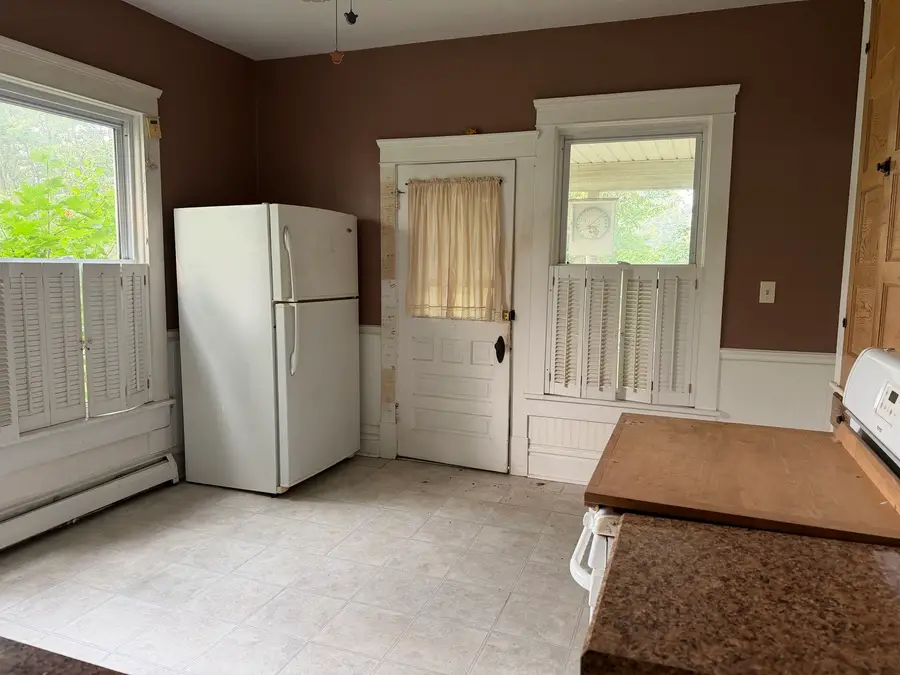 3939 Ellwood Road, New Castle, PA 16101 - #2
