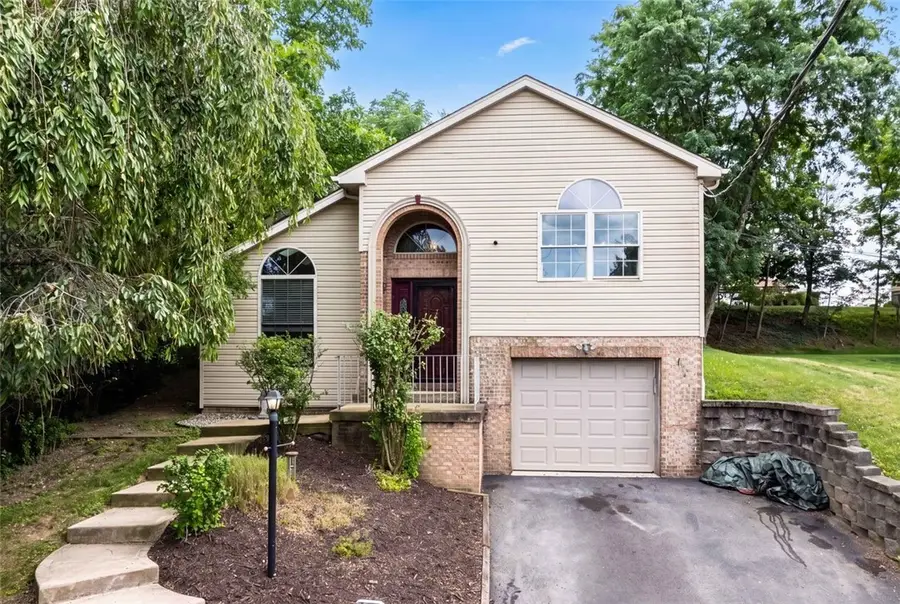 8400 Van Buren Drive, Pittsburgh, PA 15237 - #2