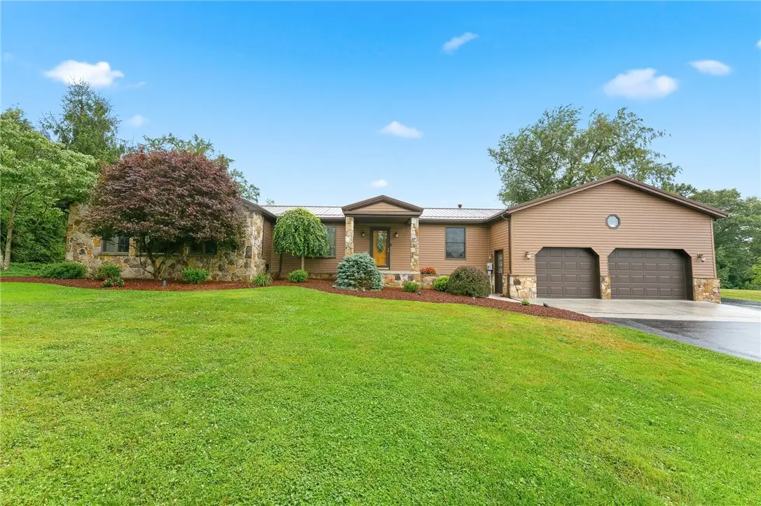 22 Cave Street, Fairchance, PA 15436 - #1