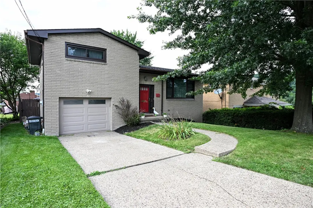411 Juniper Street, McKeesport, PA 15132 - #1