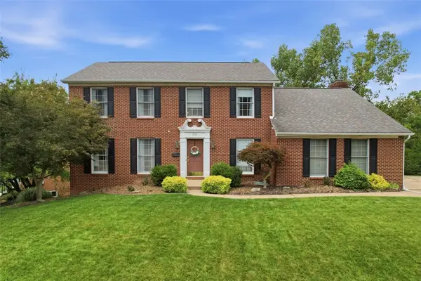 60 Florence Dr, Pittsburgh, PA 15220