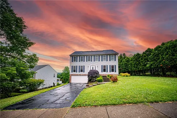 341 Indian Ridge Dr, Coraopolis, PA 15108