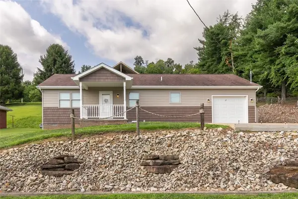 27 Mannina Avenue, Dunlevy, PA 15432