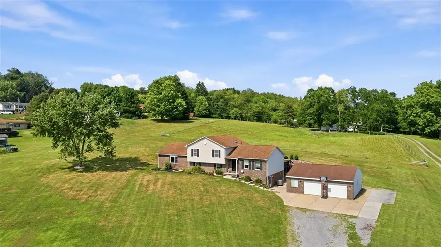 101 Charles Ln, Evans City, PA 16033 - #3