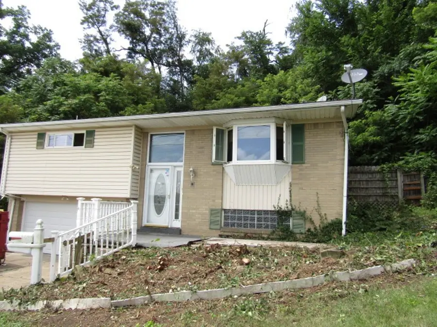 195 Duquesne Ave, Dravosburg, PA 15034 - #2