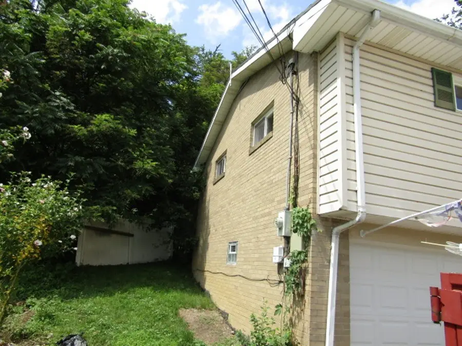 195 Duquesne Ave, Dravosburg, PA 15034 - #3