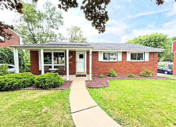 133 Elbrook Drive, Natrona Heights, PA 15065