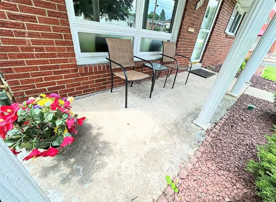 133 Elbrook Drive, Natrona Heights, PA 15065 - #3