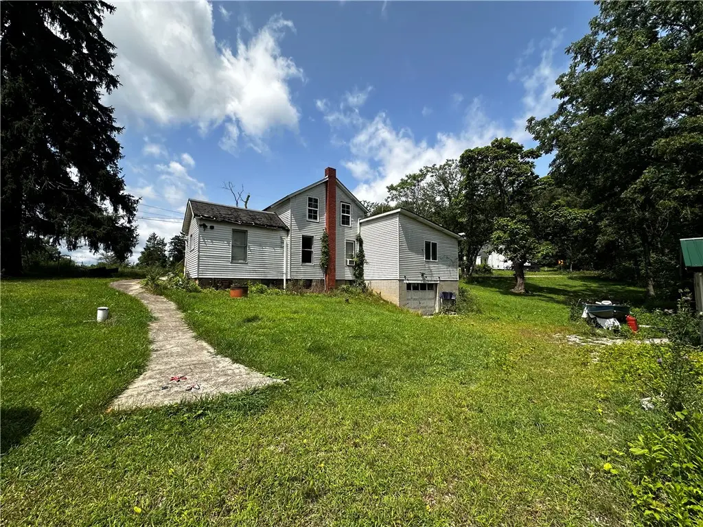 648 Old Hickory Ridge Rd, Washington, PA 15301 - #1