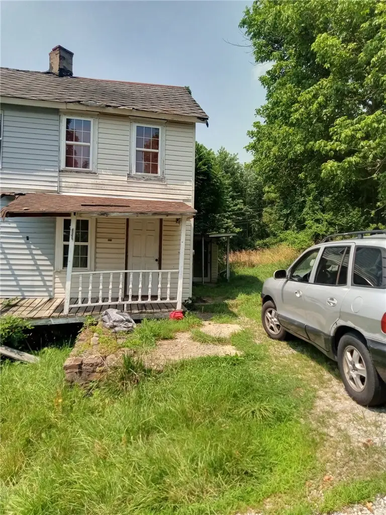 306 1st St, Adah, PA 15410 - #1