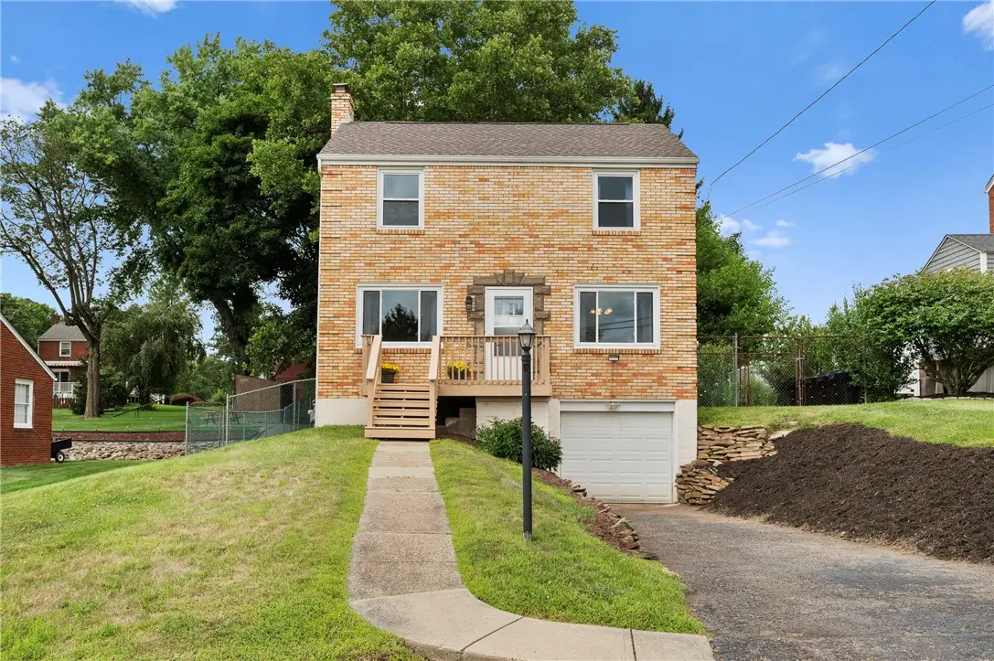 1145 Balmoral Dr, Pittsburgh, PA 15237 - #1