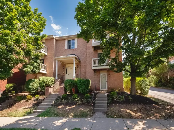 3266 Ward St #4, Pittsburgh, PA 15213