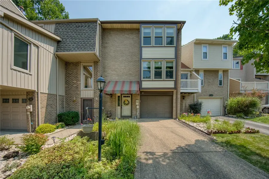 246 Timber Dr, Trafford, PA 15085 - #2