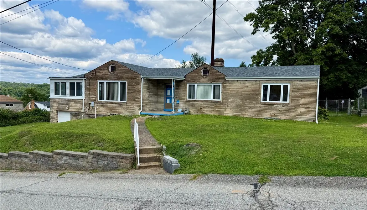 1401 Elliott St, Verona, PA 15147 - #1