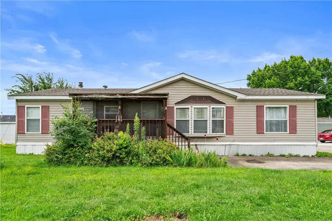 736 Regent Dr, Washington, PA 15301 - #1