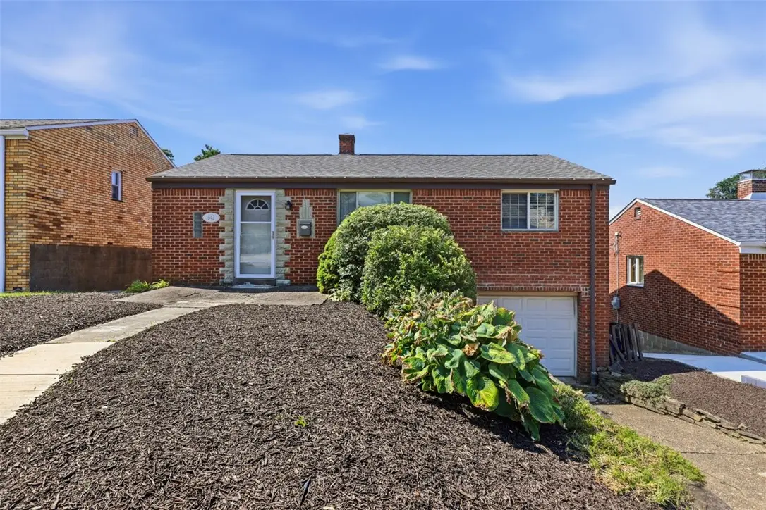 542 Beaufort Ave, Pittsburgh, PA 15226 - #1