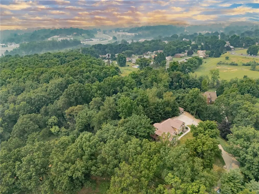 9A1A Farmington Pl, Greensburg, PA 15601 - #1