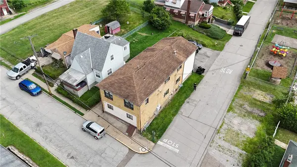 569 Woodmont Ave, East McKeesport, PA 15035
